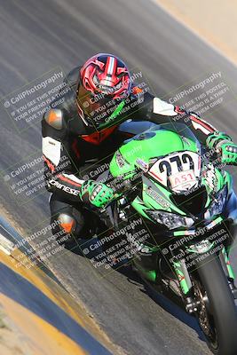 media/Dec-14-2023-Racers Edge (Thu) [[2b7ed58cb2]]/A Group/Session 5 (Turn 10 Inside)/